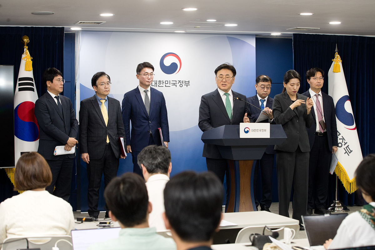 Minister Yoo Briefs on the Ministry’s Key National Policy Tasks 이미지