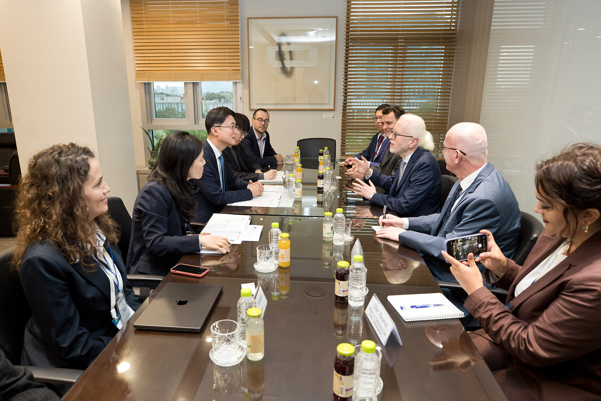 Vice Minister Ryu Meets with the Minister of Digitalization and Public Administration of the Republic of Kosovo 이미지